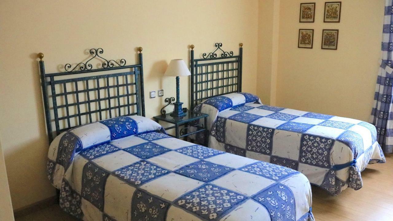 Hotel Miralba Alba de los Cardaños Eksteriør billede
