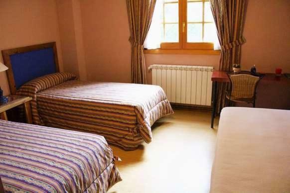Hotel Miralba Alba de los Cardaños Eksteriør billede