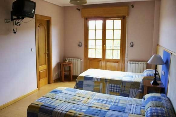 Hotel Miralba Alba de los Cardaños Eksteriør billede